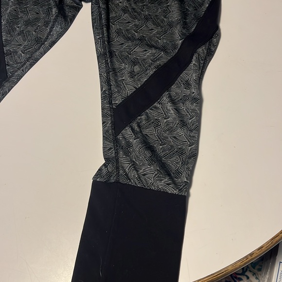 KYODAN | Ultra Soft Cropped Legging Pants size M - Picture 3 of 6